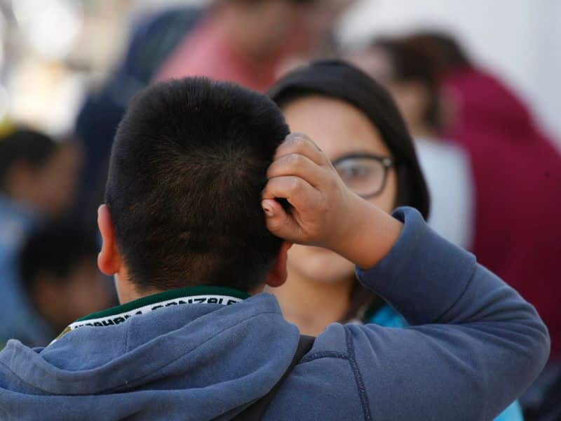 Alertan por conjuntivitis y piojos en escuelas de Q. Roo; cuide a sus hijos