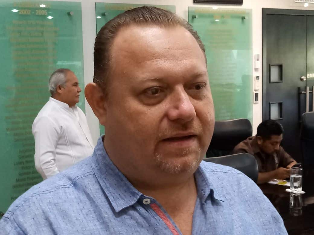 Con aspiraciones electorales, deja ‘Chac mex’ su curul en el Congreso