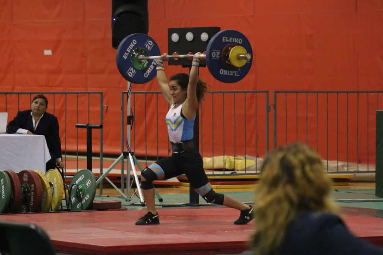 Con un total de 117 medallas retorna delegación de Q. Roo del regional de Pesas