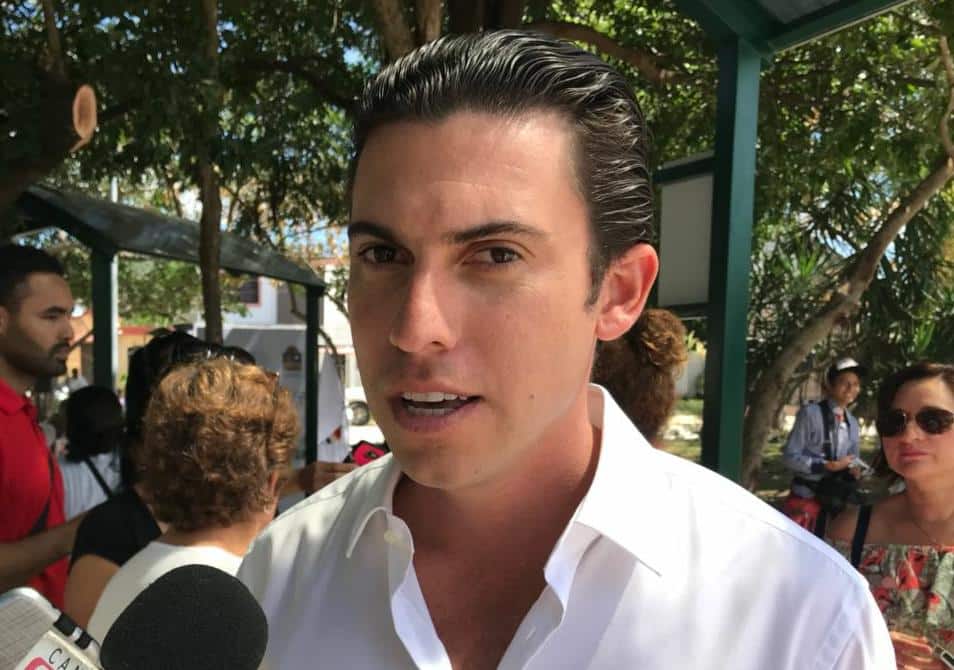 Rechaza Remberto que personal del Ayuntamiento entregue despensas. ‘Sería tonto”, apunta