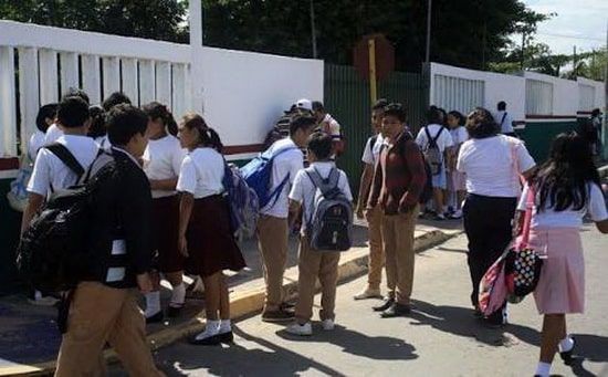 Se acabaron las vacaciones; más de 400 mil alumnos regresan a la escuela