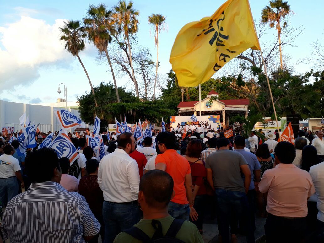 Candidatos de la Coalición «Por Quintana Roo al Frente» se presentan ante la sociedad chetumaleña