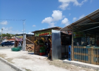Locatarios, inconformes por remodelación parcial del Mercado Andrés Q. Roo
