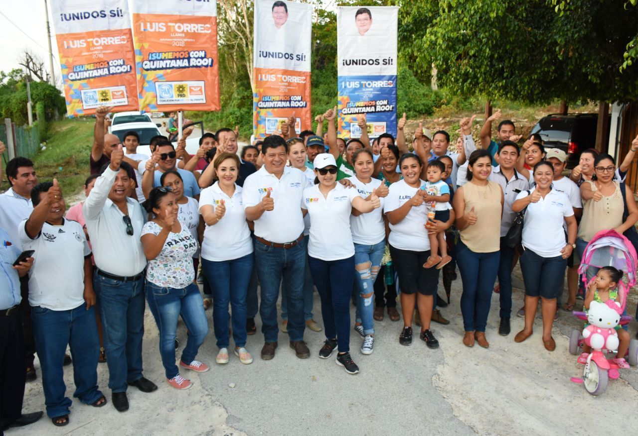 Recibe apoyo y respaldo de habitantes de bacalar Luis Torres