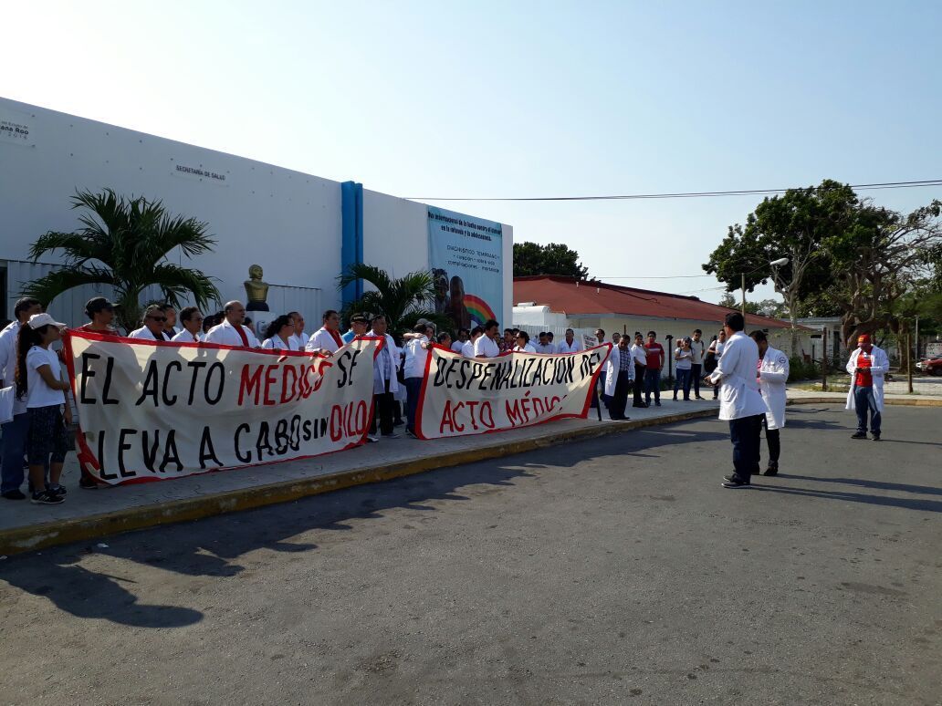 Marchan en Chetumal contra tipificación dolosa del acto médico