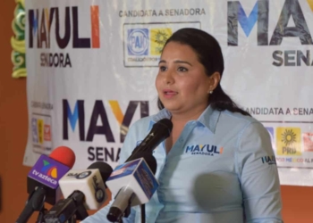 Mayuli Martínez defiende Consulta Popular; reprocha postura de Maribel Villegas
