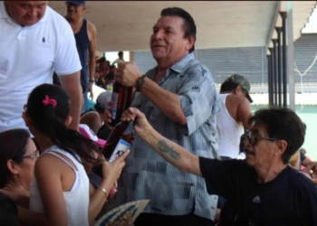 Con dinero público, Delegado de CONAGUA en Q. Roo paga campaña de su esposa en Progreso ‘Lord Caguamas’
