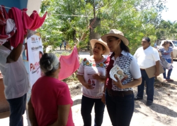 Maribel Villegas y Paty Palma, llevan sus propuestas de «un cambio verdadero» a Bacalar
