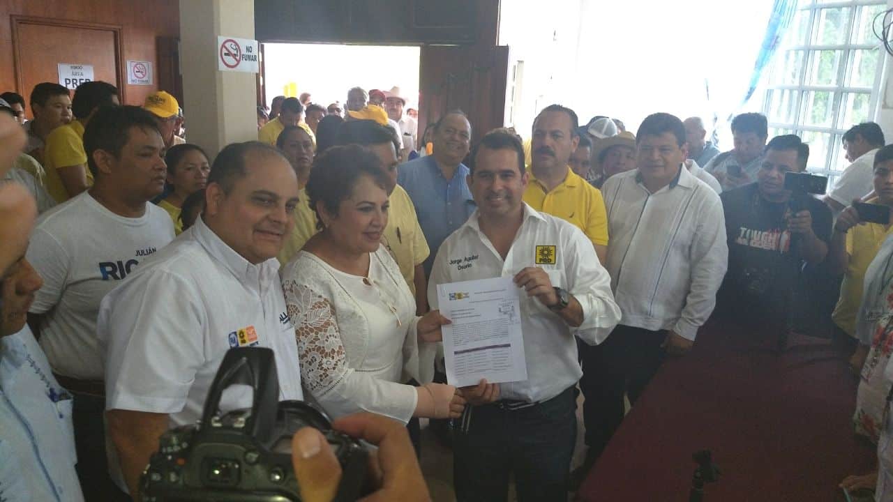 Sofía Alcocer, va por la presidencia municipal de JMM. Se registra ante el IEQROO