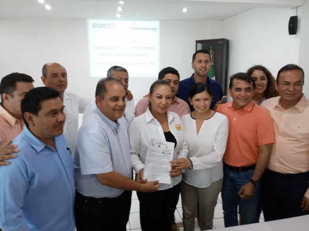 «Por Quintana Roo al Frente» registra a sus candidatos y planillas ante el IEQROO
