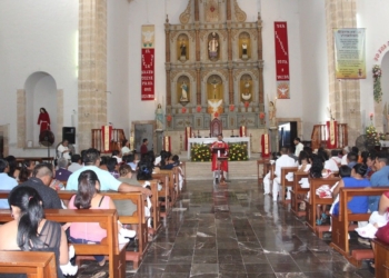 Chiquitines vallisoletanos reciben la bendición de las ‘aguas del Jordán’