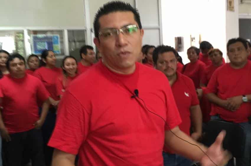 Docentes y administrativos levantan plantón en el Tecnológico de Carrillo Puerto