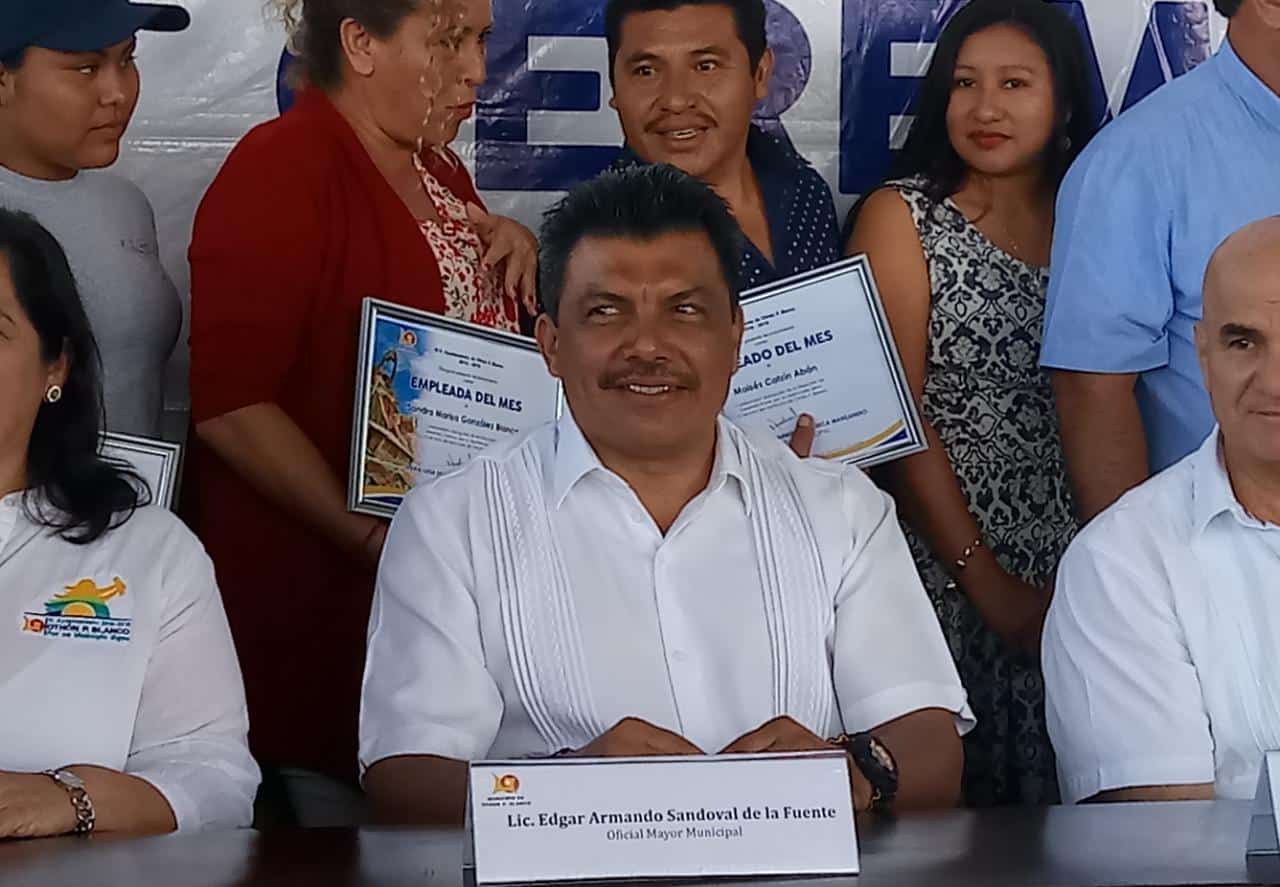 Edgar «El Feo» Sandoval, deja la Oficialía Mayor de OPB