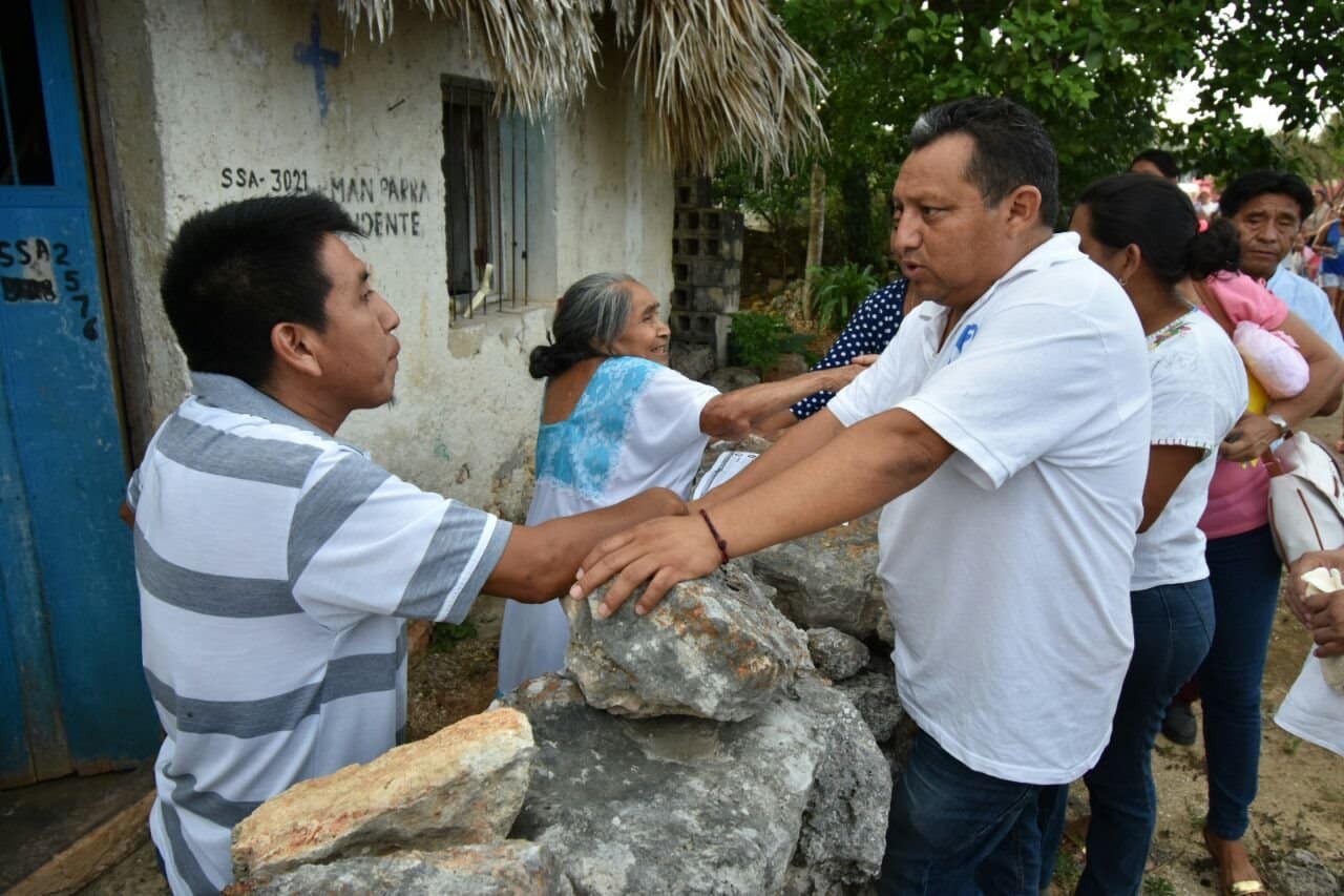 Erik Borges, lleva sus propuestas a las colonias de José María Morelos