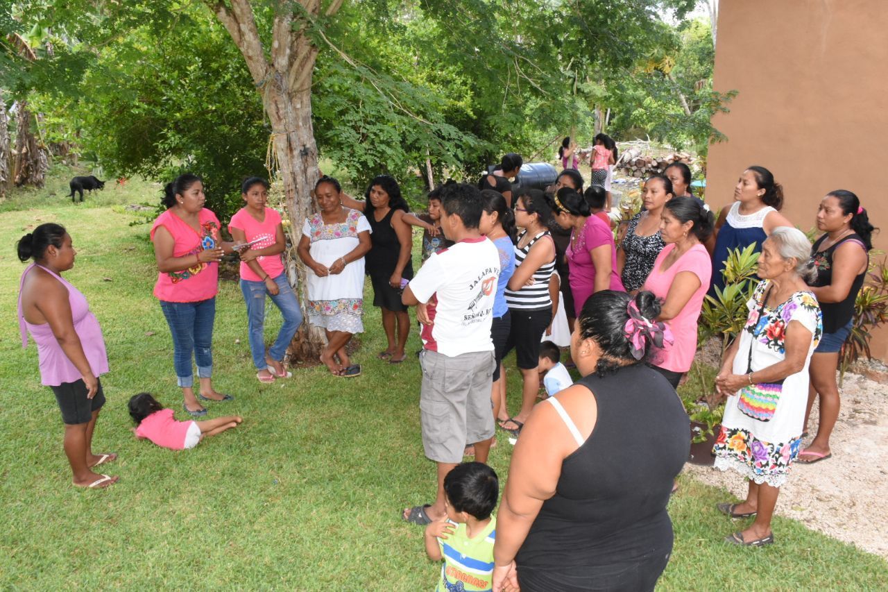 Vamos a dignificar los servicios y la atención en las comunidades: Fanny Cahum