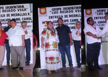 Velada Cultural, enaltece reconocimientos a trabajo de vallisoletanos