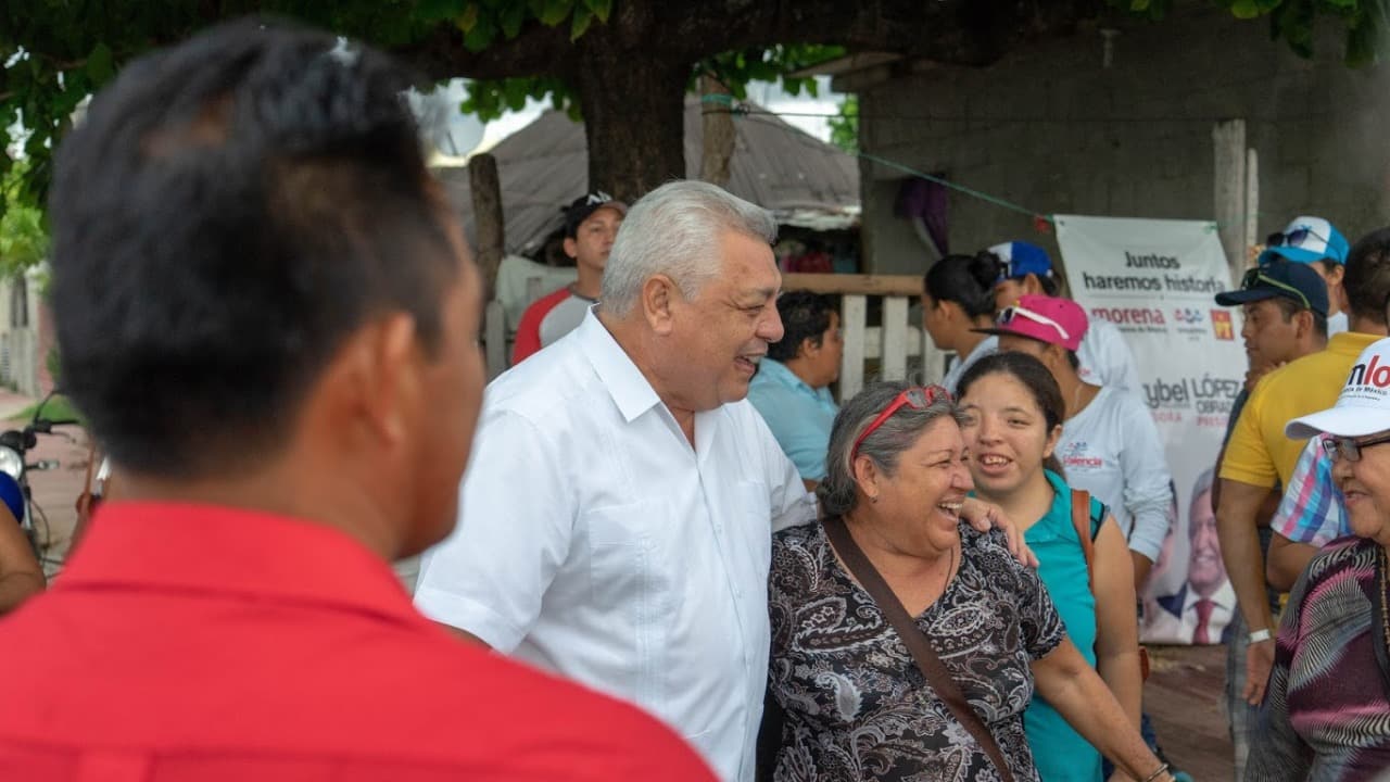 Llama Manuel Valencia a sumar esfuerzos en el rescate de la cultura e identidad de Chetumal