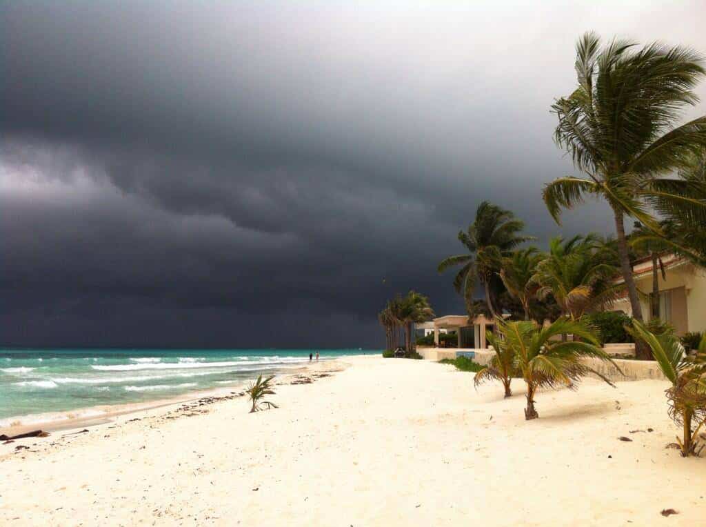Caerán más precipitaciones pluviales en el norte de Q. Roo durante las próximas 24 horas