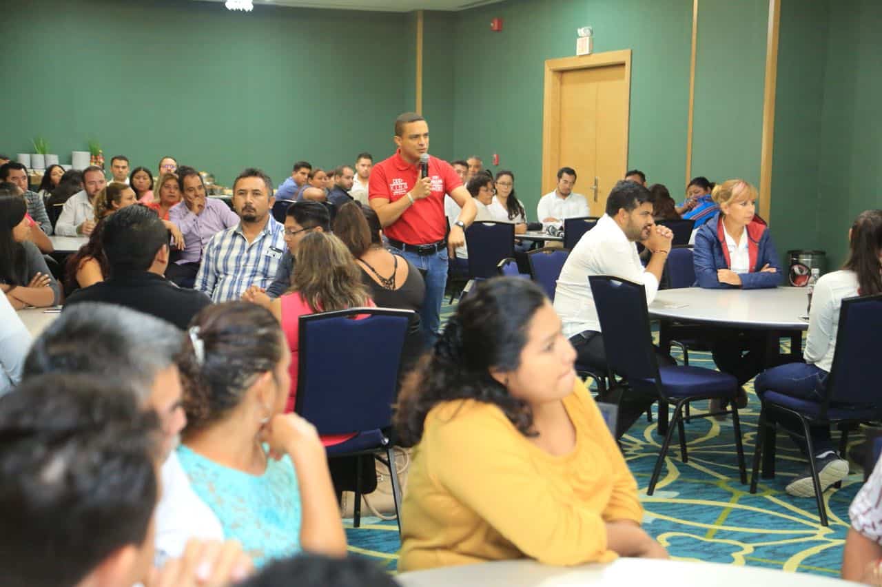 Llama Raymundo King a sumar fuerzas en favor de los quintanarroenses