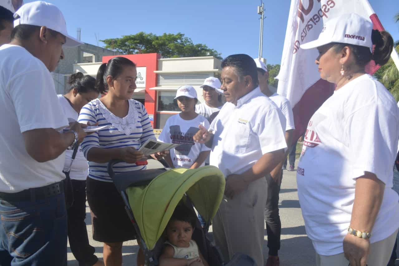 Colonias de Bacalar no pueden seguir viviendo en la marginación: Rivelino Valdivia