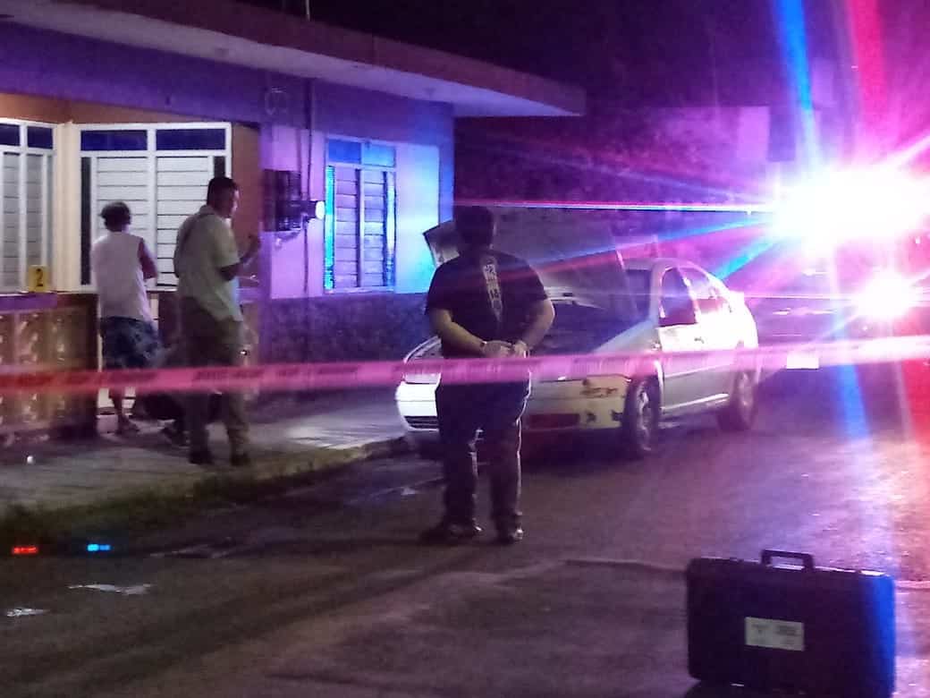 Amanece Chetumal con otro vehículo quemando; un responsable detenido
