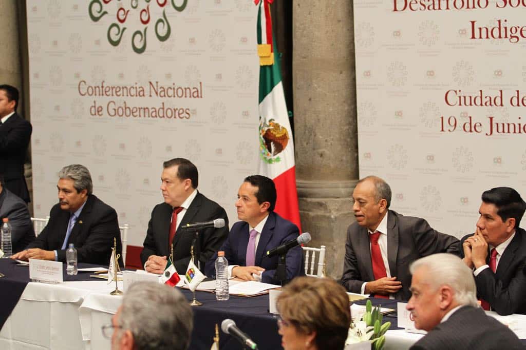 Preside Carlos Joaquín Comisión para el Desarrollo Social y Pueblos Indígenas de CONAGO