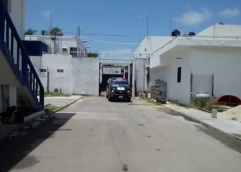 Sin complicaciones, primer día del ex gobernador Mario Villanueva en el Cereso de Chetumal