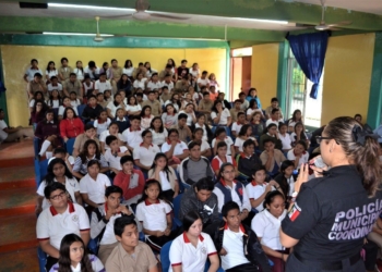 Enseñan a jóvenes vallisoletanos a ser responsables en el uso de redes sociales