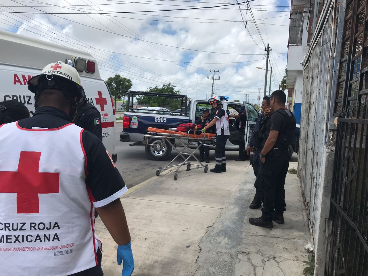Comando armado toma por asalto casa de campaña de Niurka Saliva; hieren a sus colaboradores