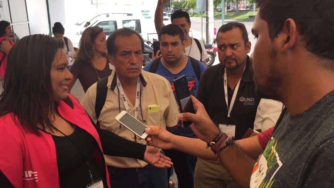 Por incumplimiento del Consejo 04 del INE, se manifiesta personal que trabajará en la elección del 1 de julio