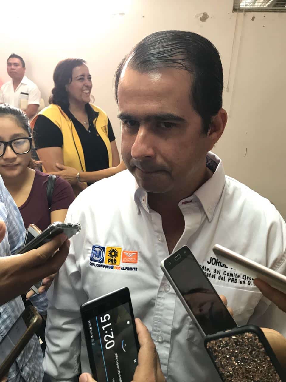 A unos días de terminar las campañas busca PRD acomodar a su ‘candidato de relleno’
