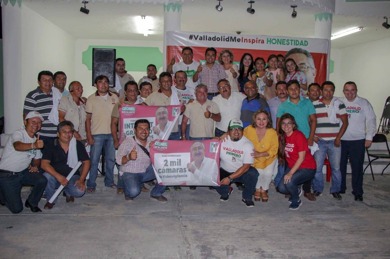 Taxistas dan espaldarazo al proyecto de Leonel Escalante