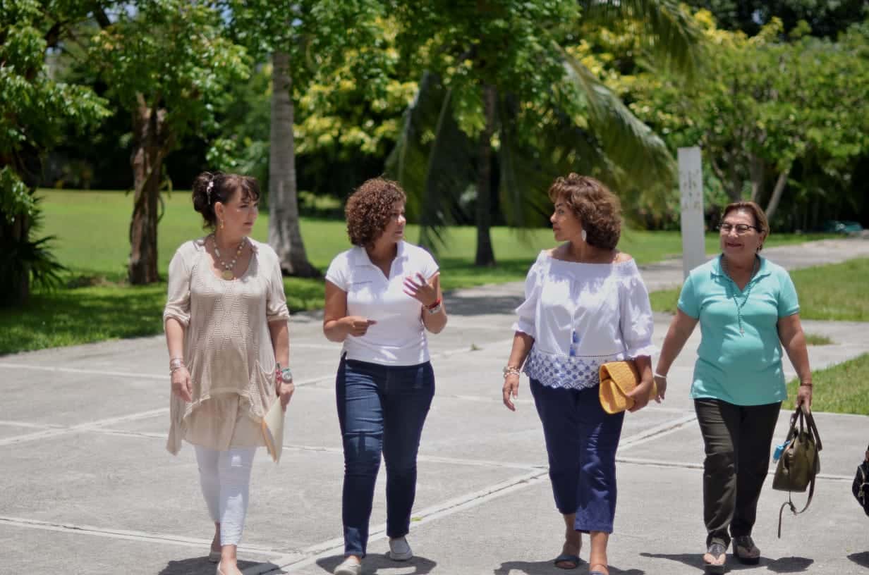 Respaldan ciudadanos propuestas de Leslie Hendricks