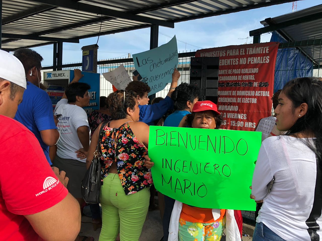 Chetumaleños manifiestan su solidaridad con el ex gobernador Mario Villanueva