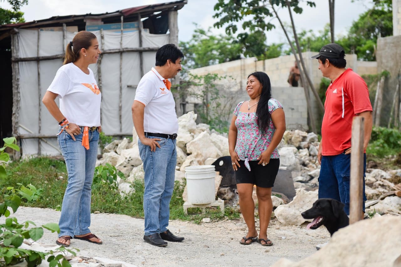 Akumal carece de todos los servicios, los cuales serán atendidos: Víctor Mas