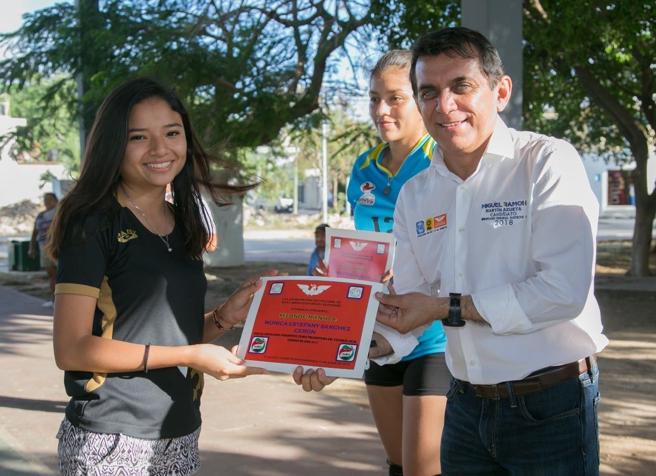 Miguel Ramón por una educación integral para Quintana Roo
