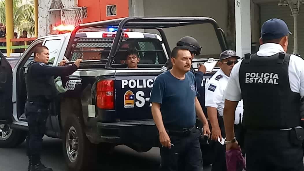 Peliculesca persecución en el Boulevard. Lo agarran tras robar en un bar