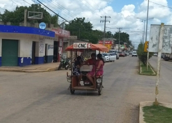 Servicio saturado y poco pasaje servicio moto taxis en José María Morelos