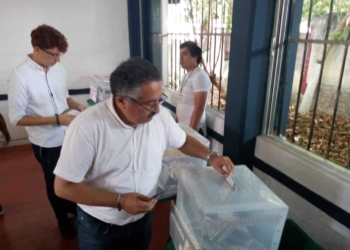Vota el candidato a la presidencia de Valladolid, Leonel Escalante