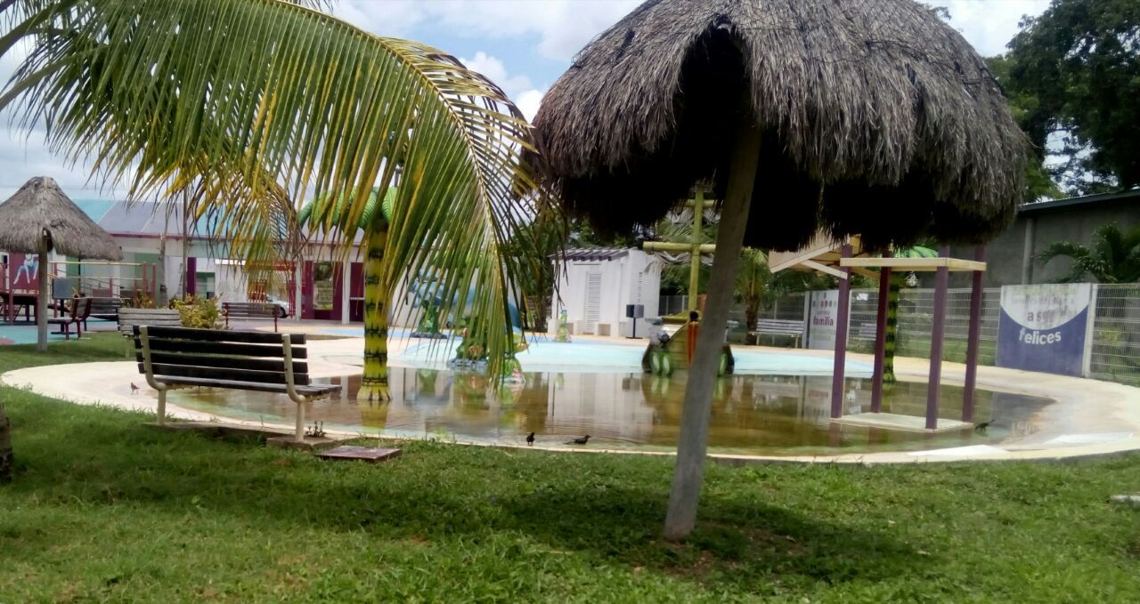 En total abandono se encuentra el parque integral acuático «El Manatí»