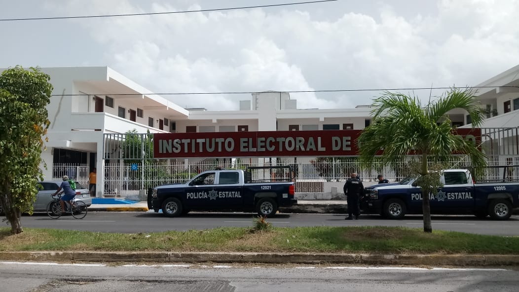 Extraño Robo en IEQROO