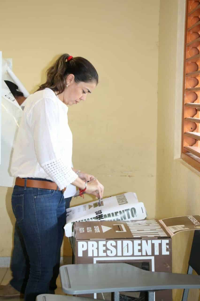 Vota en Rossana Romero, candidata a la presidencia de JMM