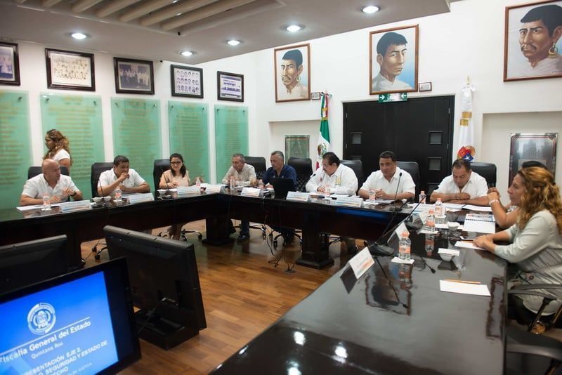 Reciben legisladores al Fiscal General del Estado en reunión de trabajo