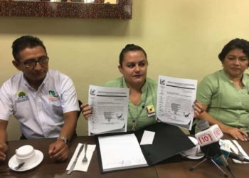 Maestros del Cecyte reclaman estímulos