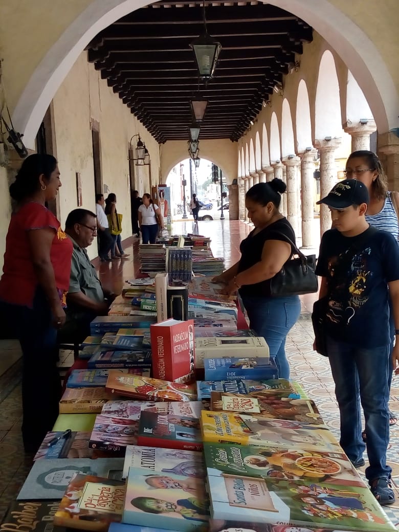 Tradicional Feria Itinerante del Libro