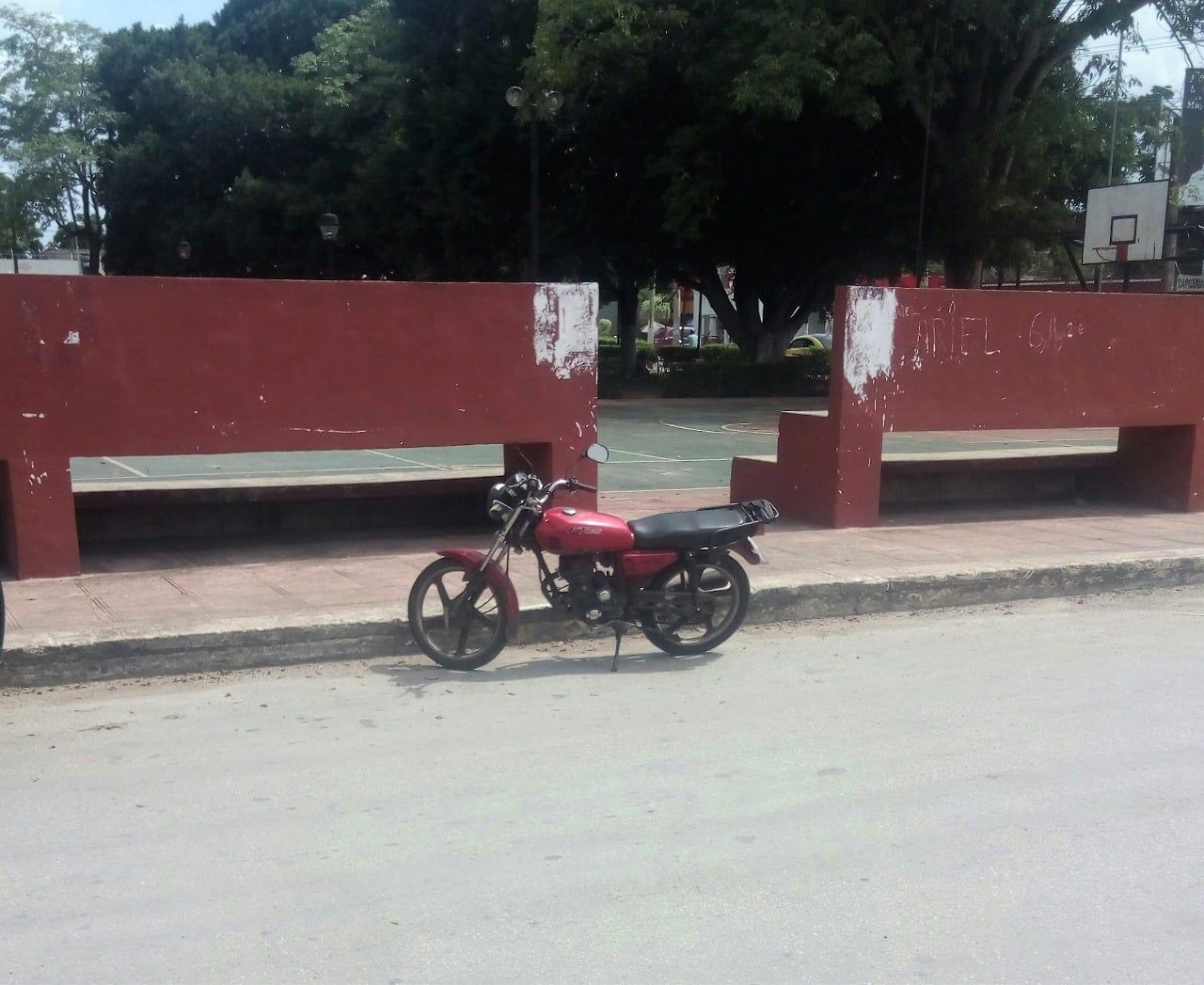 Recupera su motocicleta