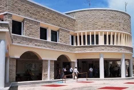 Intentan robar cajero  dentro de la UQROO