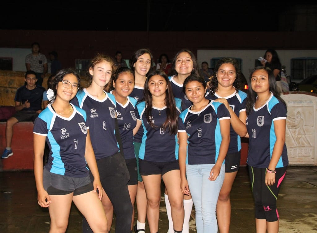 Arranca con 13 equipos el tradicional torneo de voleibol «El Águila»