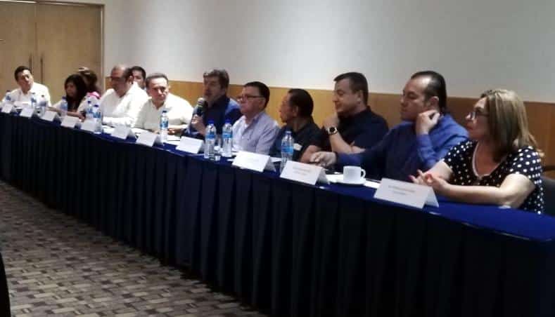 Los Nuevos Santones De La Política Del Patio