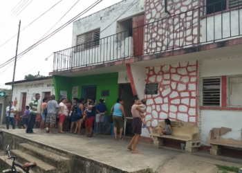 Adeudan dos quincenas a trabajadores de la alcaldía de Dziuche